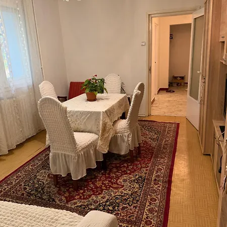 Untold Rent Apartment